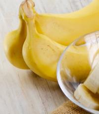 Banan - tarkibi, foydali xususiyatlari va zarari